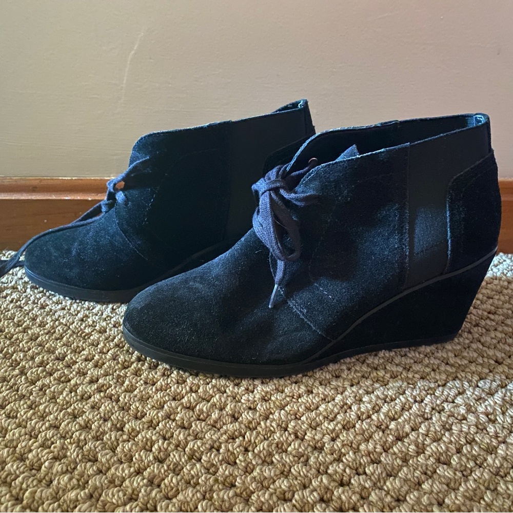 Black Suede Wedge Booties , size: 10M but run small